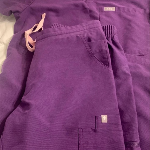 Figs scrub set - Picture 2 of 5